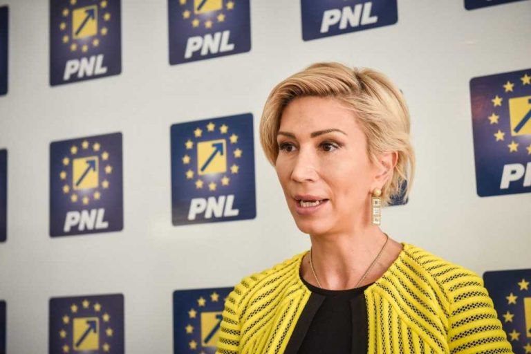 Raluca Turcan acuză PSD și AUR că au pus în pericol 770 de milioane de euro din PNRR: „O răfuială politică profund iresponsabilă”