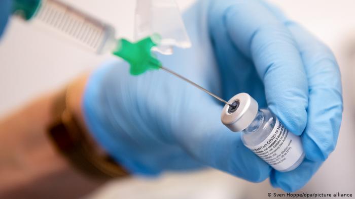 Care este motivul pentru care nu pot să îmi aleg tipul de vaccin pe care îl doresc?