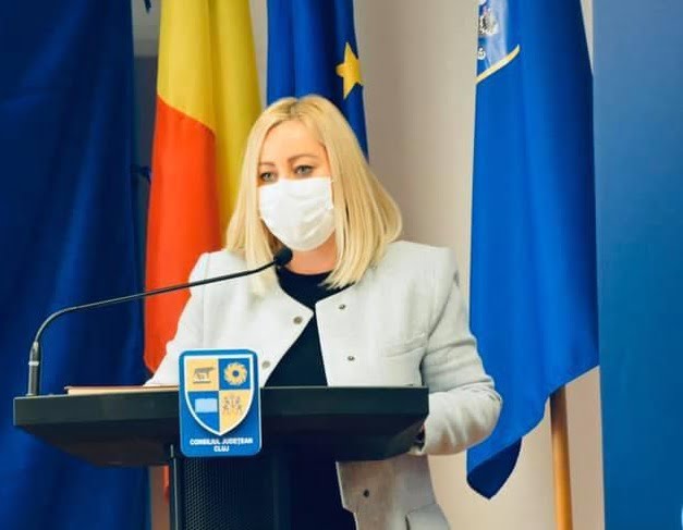 Maria Forna, consilier județean PNL: „Fondurile din bugetul CJ sunt direcționate în preponderent pentru modernizarea drumurilor județene și dotarea spitalelor din subordinea CJ”