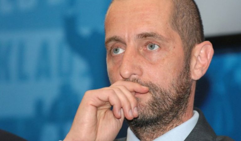 România trebuie să treacă de la importuri la producție: Apelul CEO-ului Terapia Cluj pentru reindustrializare