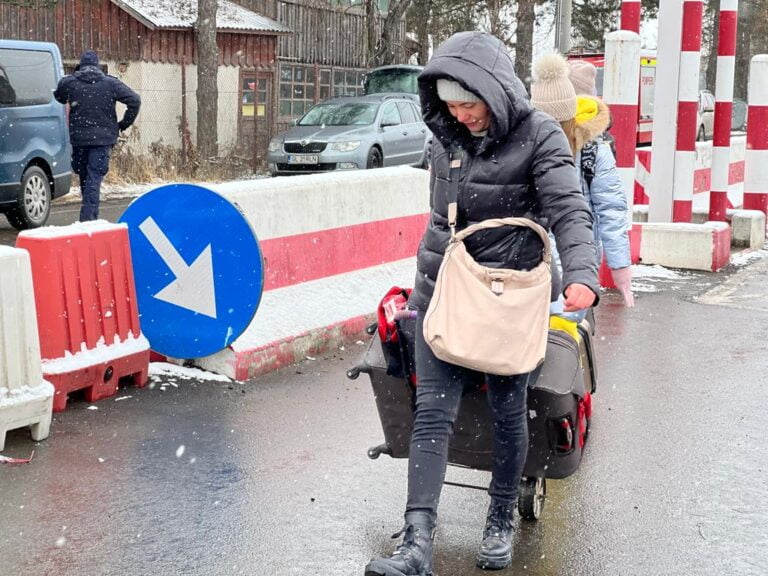 Evacuarea civililor din Mariupol, amânată. Rușii, acuzați că nu au oprit atacurile