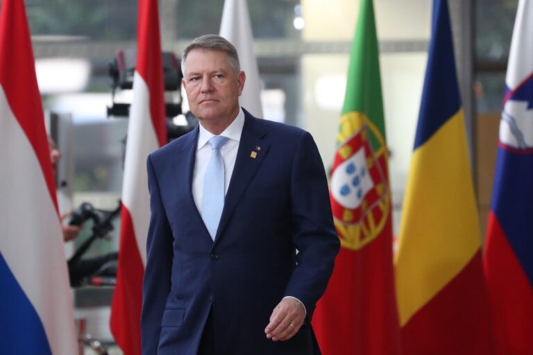 Iohannis: NATO a aprobat Grupul de luptă care va fi poziționat în România