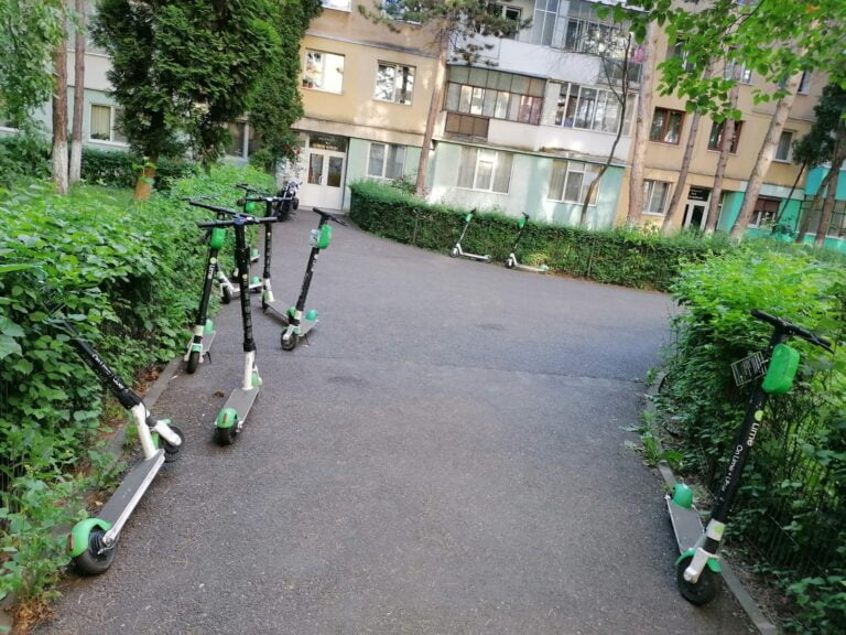 Propunere: Viteza trotinetelor electrice pe drumurile publice, limitată la 15 km/h