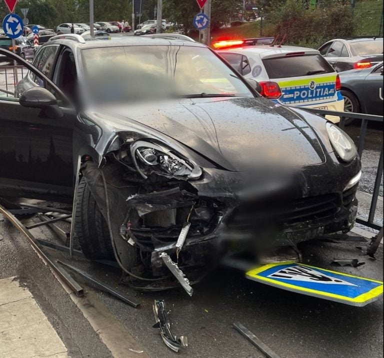 Șofer rupt de beat, depistat de polițiștii clujeni. A fost arestat la domiciliu. Ce a făcut