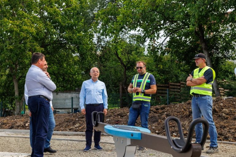 Investiție de peste 1,5 milioane euro într-un parc din oraș: oază de verdeață și relaxare pentru clujeni