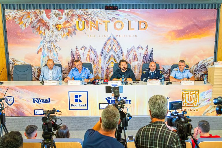 FOTO/ Totul despre UNTOLD 2023. Peste 250 de artiști, mii de forte de ordine, cea mai mare scenă principală pe Cluj Arena. Cu ce nu aveți voie în incinta  festivalului