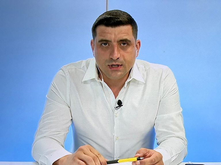 VIDEO | Potrivit lui George Simion, există posibilitatea ca situația să escaladeze până la un act de asasinat împotriva sa, din cauza presiunilor intense pe care le resimte.
