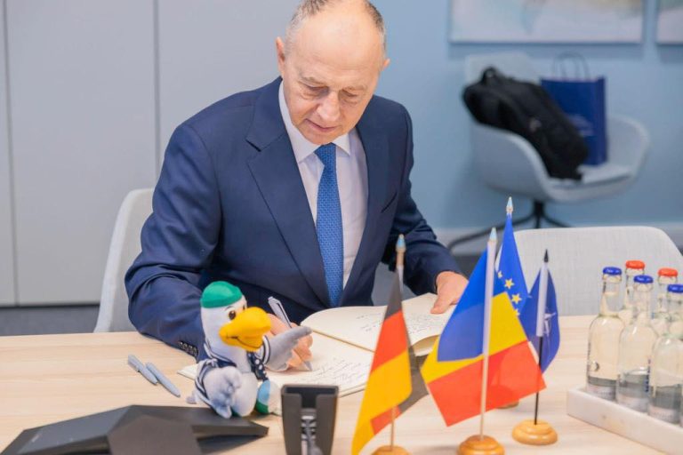 Mircea Geoană Conduce în preferințele electoratului potrivit unui sondaj recent
