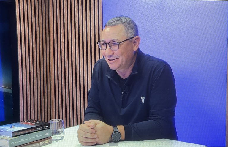 Victor Ponta: „Nu mi-e frică de Predoiu. Românii vor decide cine conduce România”