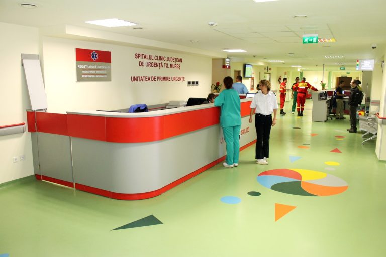 După nuntă, direct la spital. Cinci persoane au ajuns la spital, după o nuntă în Târgu-Mureș
