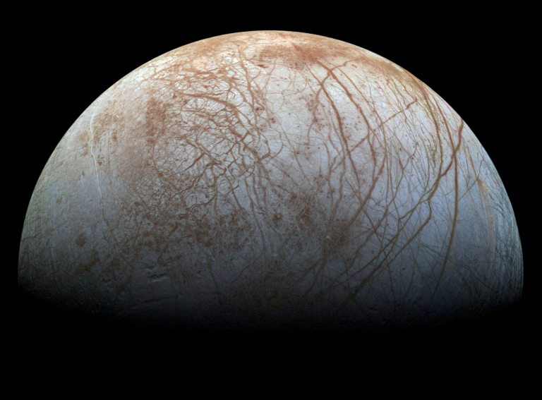 NASA lansează o sondă pentru a încerca să afle dacă satelitul Europa, al planetei Jupiter, poate susține viața