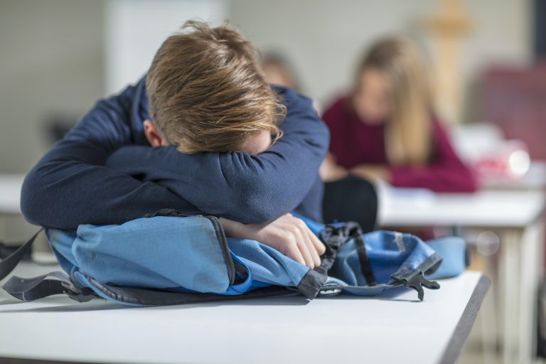 Salvați Copiii:Unu din zece copii, victimă a violenței în primele două luni de școală