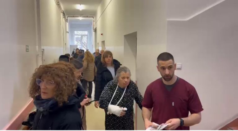 Dezastru la Cluj-Napoca după ploia înghețată: Zeci de pacienți la spitalul de ortopedie