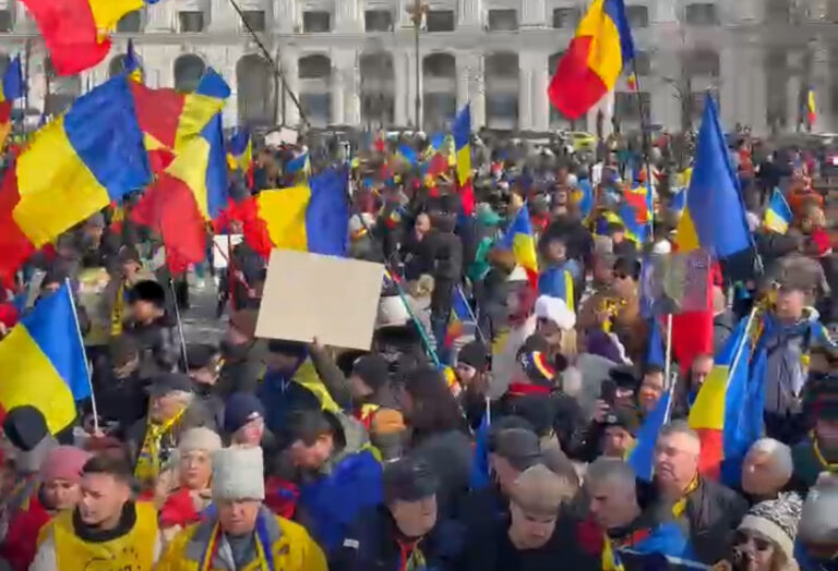 AUR a strâns peste 200.000 de semnături pentru candidatura lui Călin Georgescu