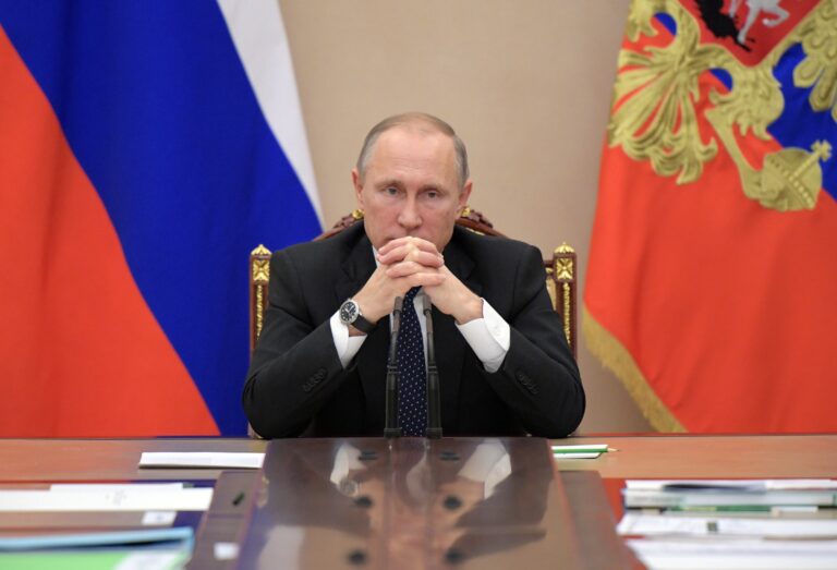Rusia își schimbă retorica: „Marea troică” și concesiile făcute de Trump Kremlinului