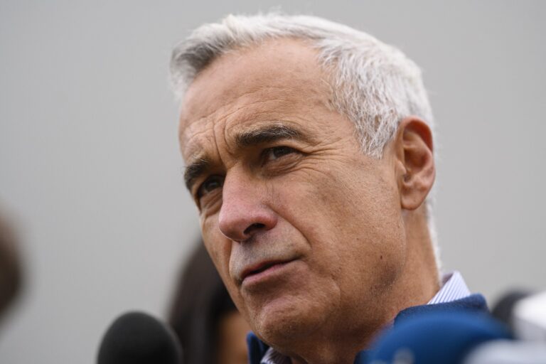 CCR decide azi dacă Călin Georgescu intră sau nu în cursa electorală pentru Cotroceni