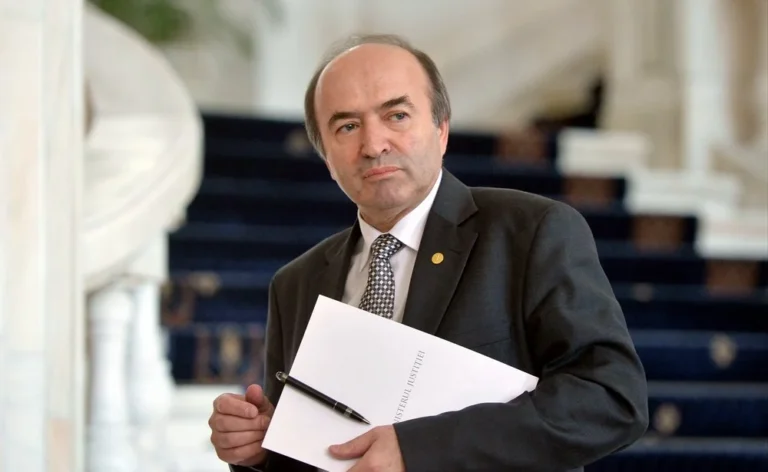 Tudorel Toader: Deciziile CCR sunt obligatorii pentru BEC