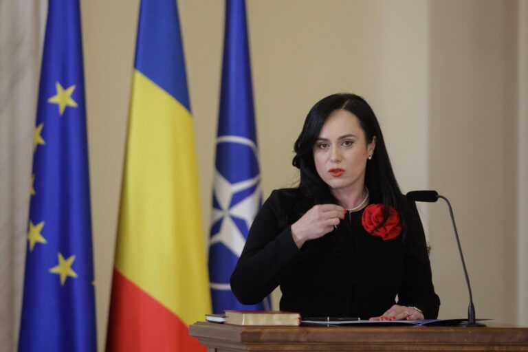 Moțiunea simplă împotriva ministrului Muncii a fost adoptată de Senat. AUR anunță următoarea „mare bătălie” pe 4 mai