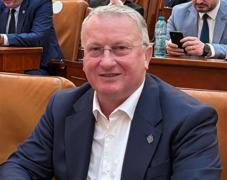 Când magistrații cer respect și echitate, Lăpușan cere… un like pe comunicatul de presă