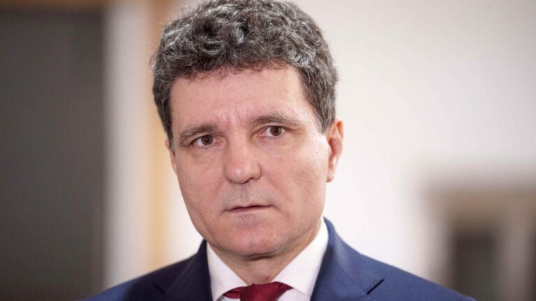 Salina Praid, sub ape! Nicușor Dan cere anchetă: Cine e de vină pentru dezastru?