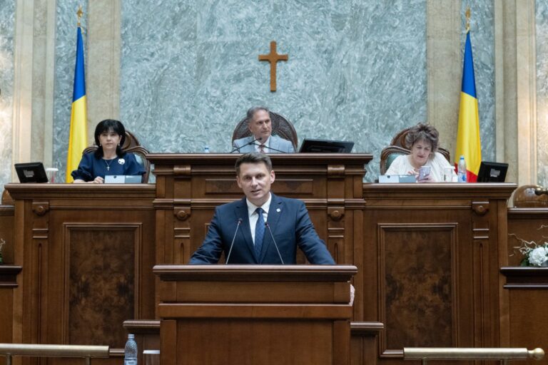 FOTO | Este oficial: Mircea Abrudean (PNL) devine al doilea om în stat după președintele Nicușor Dan.