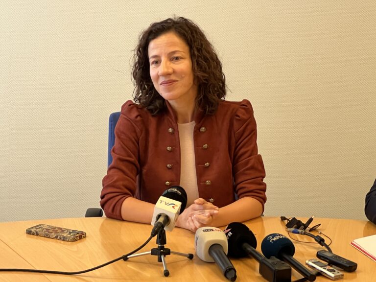 UE începe elaborarea primei strategii pentru combaterea sărăciei: cetățenii sunt invitați să contribuie