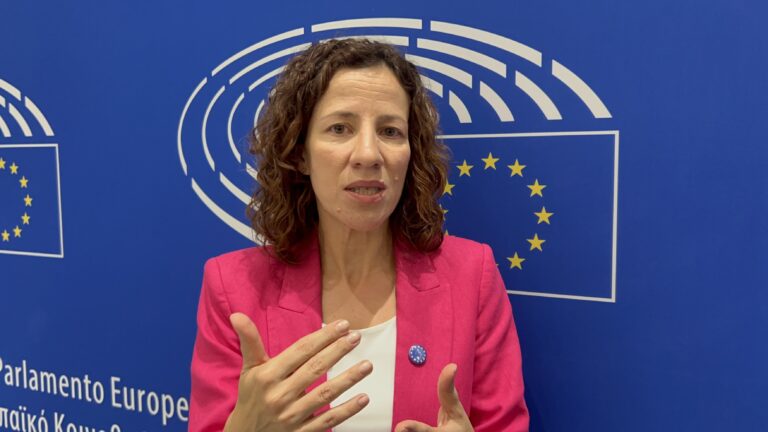 VIDEO | Uniunea Europeană vrea să eradicheze sărăcia până în 2050 – România, printre țările care trebuie să accelereze eforturile