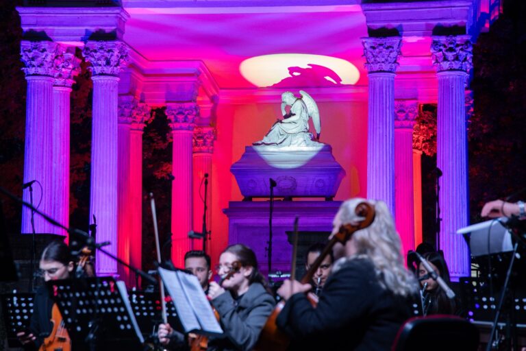 Concert de Luminație la Cimitirul Central Cluj-Napoca. Peste 50 de artiști vor susține Requiem