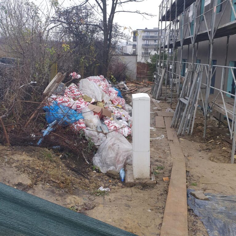 FOTO/ Boc: Toleranță zero pentru poluare la Cluj-Napoca. Amenzi de mii de lei aplicate de Poliția Locală la un șantier
