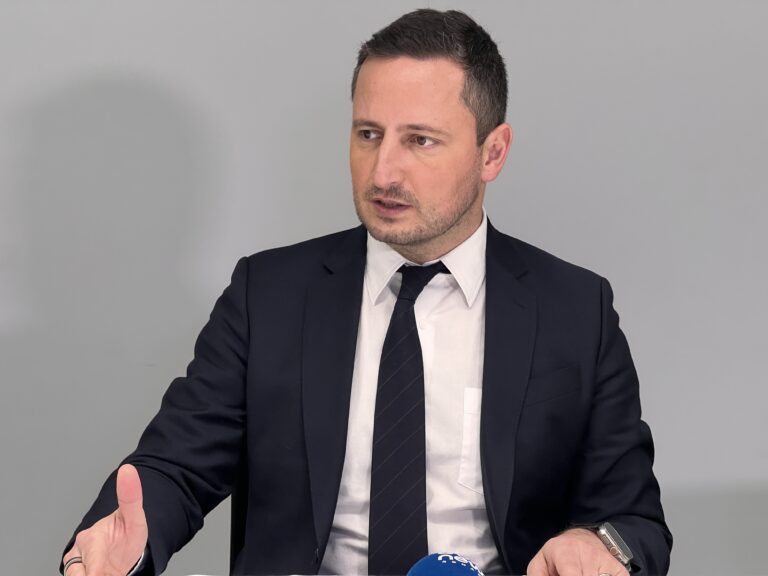 Nicu Ștefănuță: „Există riscul unor alegeri furate în Ungaria”. Avertisment dur despre influența Fidesz și blocajele din UE