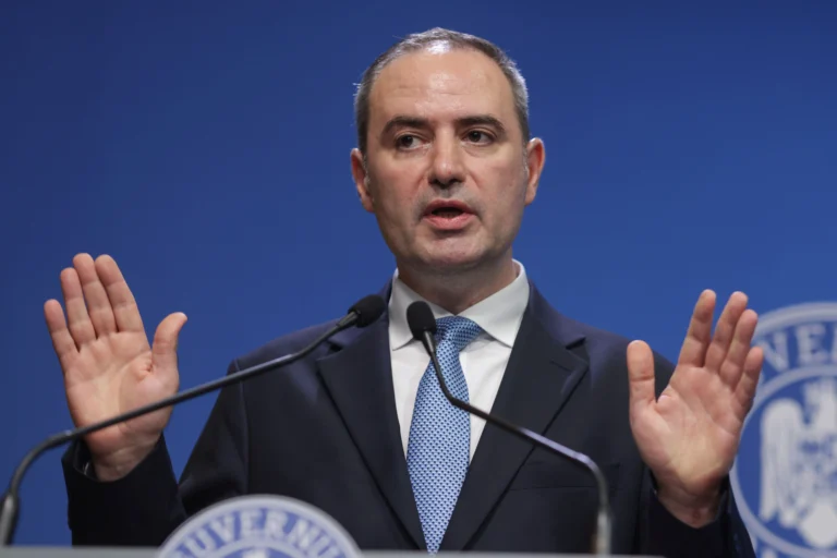 Alexandru Nazare participă la reuniunea FMI și Băncii Mondiale de la Washington și se întâlnește cu oficiali americani și investitori