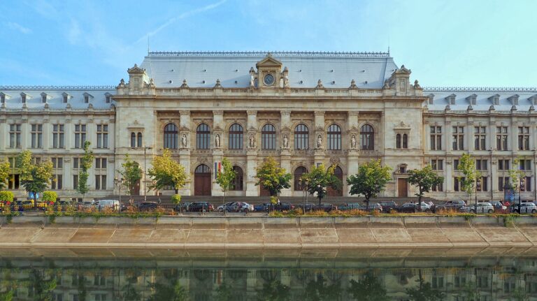 ÎCCJ acționează în instanță Guvernul condus de Ilie Bolojan pentru nerespectarea hotărârilor judecătorești