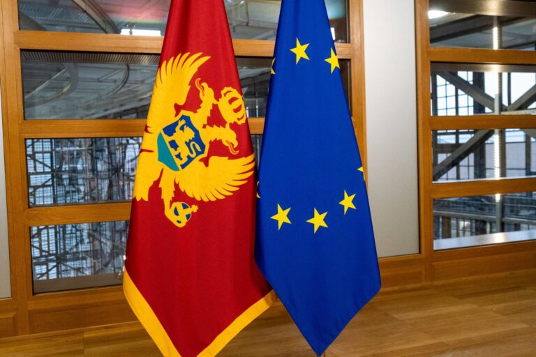 Muntenegru face un pas decisiv spre aderarea la UE: începe redactarea tratatului de aderare