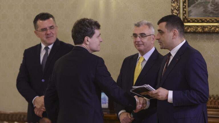 George Simion cere mandatul pentru guvernare: „AUR își asumă scoaterea României din criză”