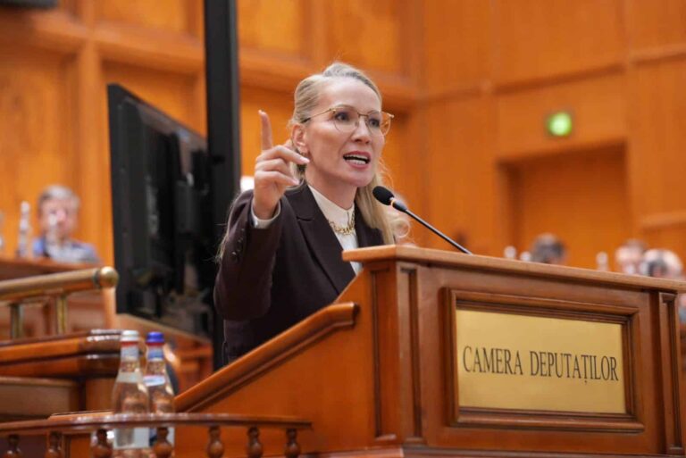 Proiectul pentru eliminarea supraimpozitării contractelor part-time, mai aproape de adoptare. Ramona Bruynseels: „Reparăm o mare nedreptate”