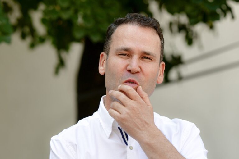 Victorie uriașă pentru Robert Negoiță în procesul cu ANAF: Instanța a anulat datorii fiscale de peste 105 milioane de lei