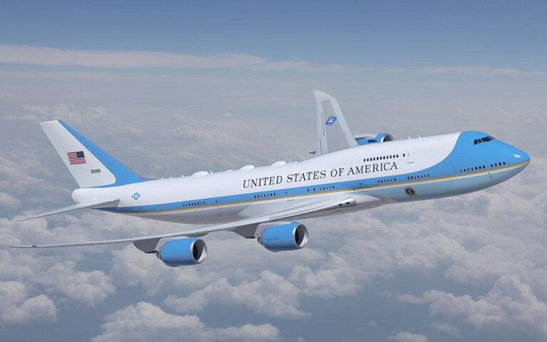 Sfârșitul unei ere la Casa Albă: unul dintre avioanele Air Force One se retrage după aproape 40 de ani.