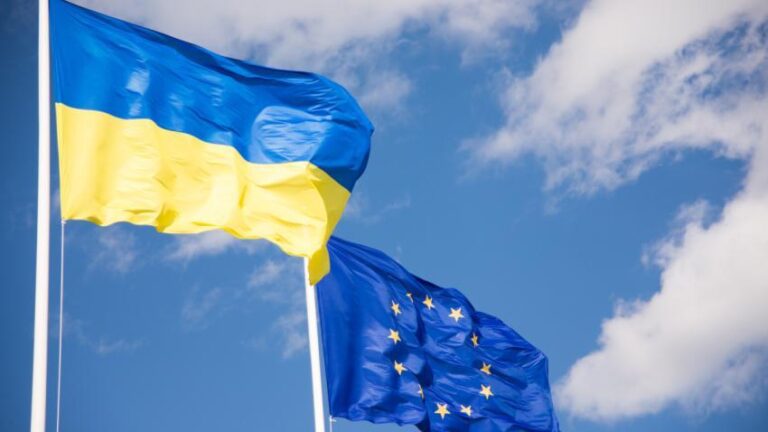 Ucraina accelerează reformele financiare pentru aderarea la UE. Sistemul bancar ar putea fi aliniat complet până în 2028
