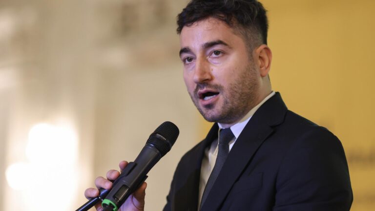AUR propune modificarea Legii societăților: antreprenorii ar putea să-și recupereze împrumuturile acordate propriilor firme
