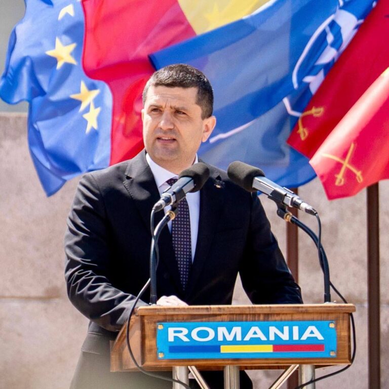 Peste 100 de drone, detectate lângă România în ultimele 96 de ore. „Nu există însă indicii că gradul de risc ar fi crescut pentru populaţie”, spune Miruță
