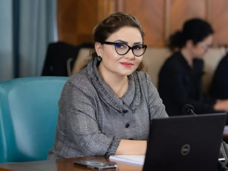 Cristina Trăilă a ajuns la DNA Iași. Ilie Bolojan ar putea fi și el audiat în dosarul Fănel Bogos
