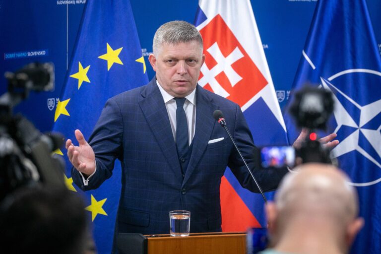 Premierul Slovaciei avertizează asupra unui conflict direct NATO-Rusia: „Ne confruntăm cu un pericol mortal”
