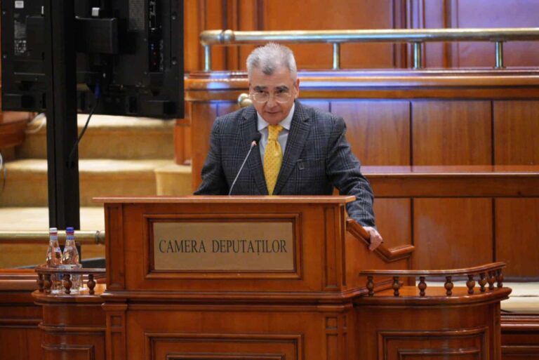 Petrișor Peiu (liderul senatorilor AUR): „După 2019, România nu mai reduce decalajele față de Uniunea Europeană. Revenim spre coada clasamentului creșterii economice”